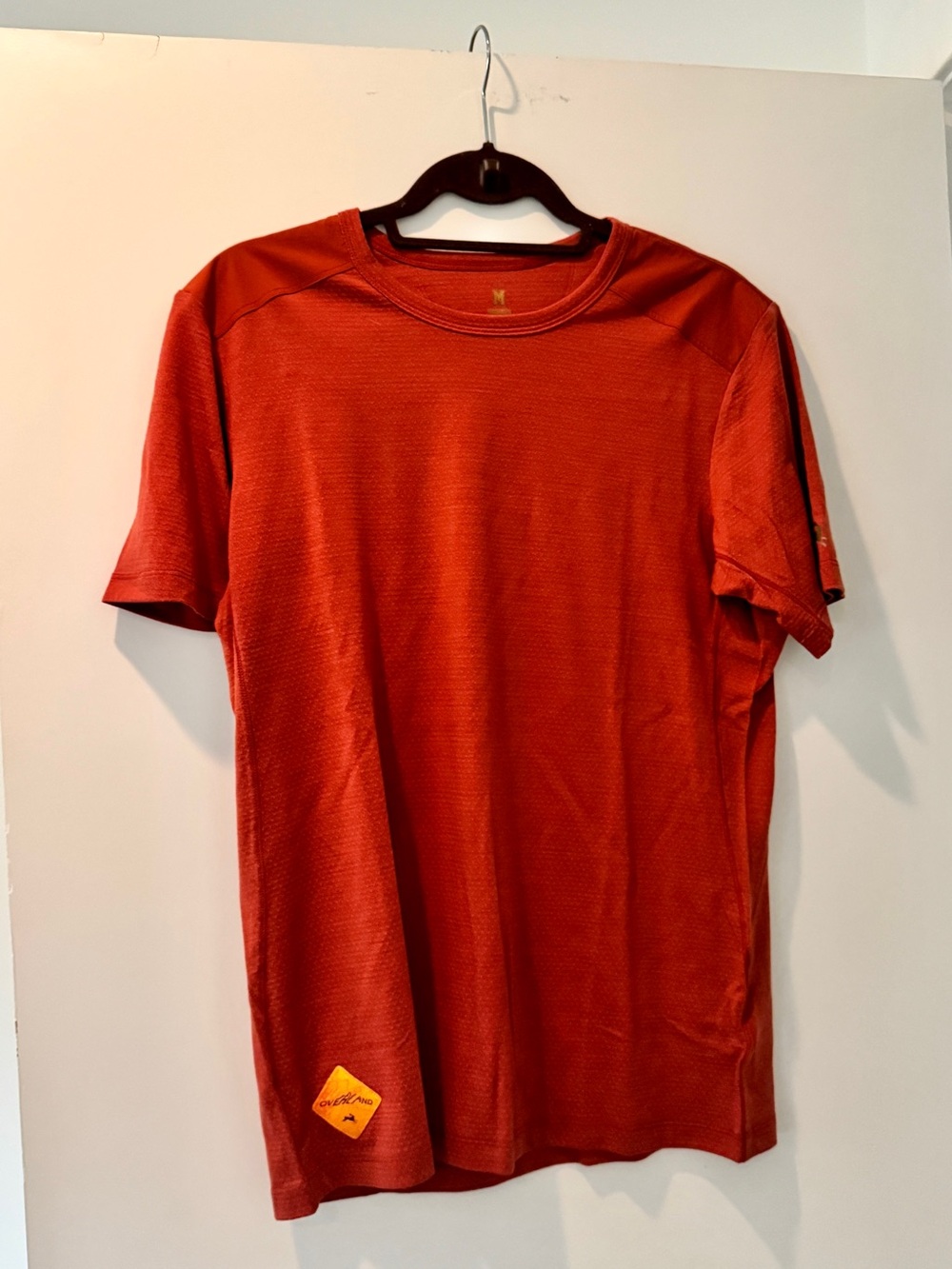 Men's Tracksmith Overland
Red Short-Sleeve Crew Tee Size
Medium